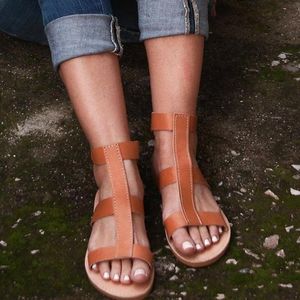 Sandali 2021 Scarpe romane in fondo all'estate femmina con PU in pelle morbida di pesce comoda 3 colori