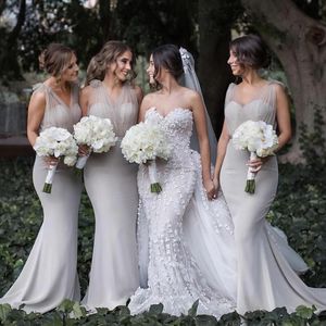 Ragazze nere bianche scollo a V sirena abiti da damigella d'onore paese estivo raso pavimento lunghezza abiti da sera damigella d'onore abito da sposa festa degli ospiti