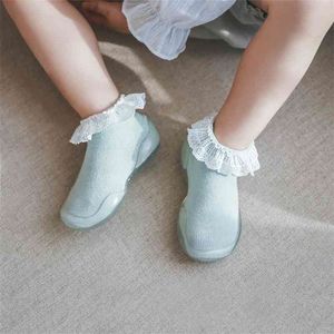 Calzini in pizzo per bambina calzini da pavimento antiscivolo scarpe in gomma per bambini scarpe da pavimento per bambina scarpe per neonata 210326