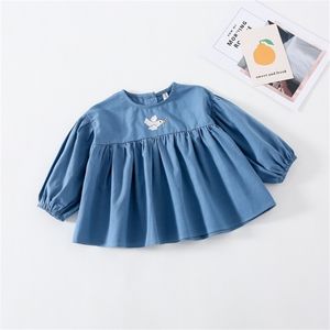 Spring girls animal embroidery long sleeve blouses Kids cotton back wing loose casual style Tops 210508