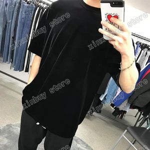 2021 Designers Uomo Donna Magliette per uomo Parigi Moda T-shirt Rilievo Lettera Uomo Abbigliamento Top Quality Tees Street Manica corta Luxurys Magliette Abbigliamento