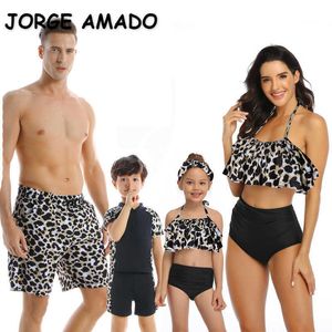 Spring Family Matching Clothes 5-pcs Sets Leopard Swimsuit Swimwear E2010 210610