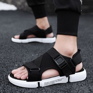 Moda Funny Fish Chinelos Homens Sapatos Meninas Meninos Mulheres Verão Praia Slipper 2021 Chegada Família Crianças Slides 31