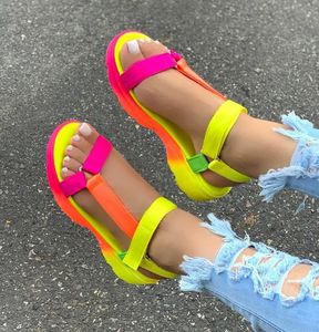 2020 Frauen Sandalen Sommerschuhe Frau Peep-Toe Bequeme Sandalen Slip-on Flat Casual Schuhe Weibliche Sandalias x0523