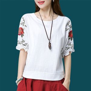 夏の女性Tシャツプラスサイズの花の刺繍半袖コットンリネンヴィンテージティーフェムミトップス緩いカジュアルな服D74 210512