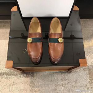 C8 Mens Klänning Skor Plus Storlek 45 Faux Läder Män Bröllop Skor Svart Blå Röd Brun Slip-On Loafers Designer Pekade Toe Flat 33