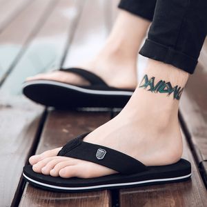 2021 Mężczyźni Kobiet Moda Slipper Flip Flops Zaleki Buty Designer Żółty Czerwony Zielony Zielony Rozmiar 39-48 W-012