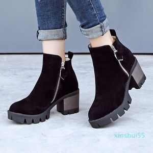 Botas tamanho grande mulheres sapatos tornozelo para senhoras zipper lateral mesa impermeável com salto grosso