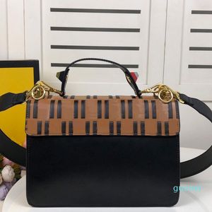 Flip Tasche Handtasche Messenger Taschen Mode Hohe Qualität Magnetische Snap Öffnen Rindsleder Echtes Leder Patchwork Farbe Letter2021