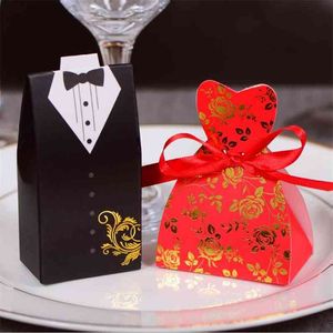 100 sztuk / partii Bride and Groom Wedding Candy Box Gift Favor Boxes Bonbonniere Event Party Supplies ze wstążką 210805