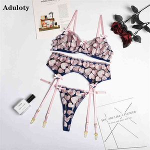 NXY SEXY SET Aduloty's Women's Pink Heart-Shaped Broderi Tunna Net Gaze Sexig Underkläder Underwire Bra Erotisk Garv Belt Thong Set 1127