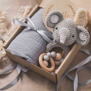 Ręcznik 4 sztuk / zestaw Baby Baby Toy Set Solid Color Bawełniane Koc Crochet Elephant Rattle Prezent Produkty dla dzieci 210728