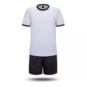 最高品質 ！チームサッカージャージー男性Pantalonciniダフットボールショートスポーツウェアランニング服灰色のマルチゴールドバイジェッキ紫アイボリーワインライト