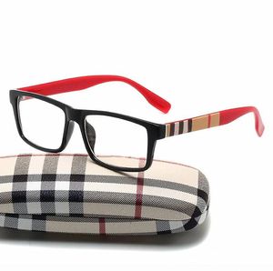 정사각형 및 패션 안경이 있는 남녀를 위한 새로운 고품질 2211 플랫 선글라스