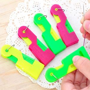 1000PCs Äldre Använd Automatisk nål Trådar Easy Hand Sewing Device Machine Thread Guide Tool