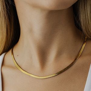 Lifefontier Simple 3mm Gold Color Metal Snake Chain Necklace for Women Girls Flat Herringbone Link Choker Necklaces Chic Jewelry Y0309