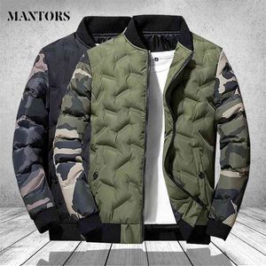 Mens vinterjackor och kappor Ytterkläder Kläder Camouflage Bomber Jacket Mäns Windbreaker Tjock Varm Man Parkas Militär 210910