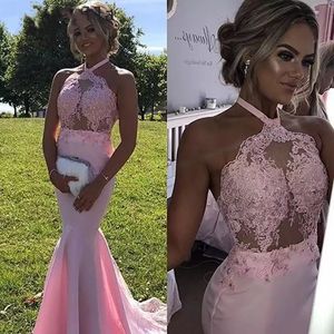 Sexy Backless Halter Mermaid Prom Dresses 2022 Aplikacje Koronki Koraliki Długa Druhna Dress Specjalna okazja Party Suknie Custom Made