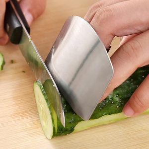 1 PCS Finger Guard Protect Finger Hand Not To Hurt Cut Stainless Steel Hand Protector Knife Cutting Finger Protection Tools