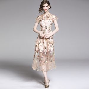 Moda Elegancki Kwiat Haft Mesh Sukienka Kobiety Lato Krótki Rękaw Okrągły Neck Ruffles Party Dresses Vestidos 210520