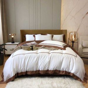 Hotel a 5 stelle Lusso bianco 100% Set di biancheria da letto di cotone egiziano letto per la regina completo del piumino letto/foglio aderente piatto 4/6pcs
