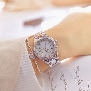 Złoto i kryształowe kobiety Watch Damskie zegarki ze stali nierdzewnej Srebrny 2021