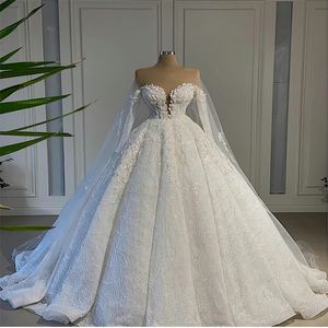 Glitter A Line Bröllopsklänningar Långärmade Pärlor Sequins Appliques Bridal Gowns Custom Made Sexy Illusion Boho Robes de Mariée