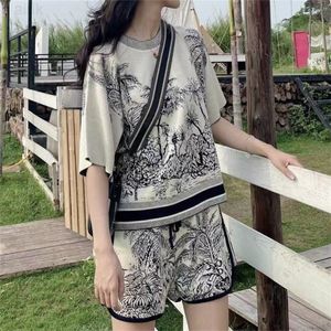 Printed Classic Pattern Women's Two Piece Pants Sweat Suit Top with Short Set Casual Outfit Fashion Letter Printing Tracksuit