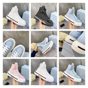 2021 designer de luxo mulheres sapatos casuais hight top sapatilhas de couro brilhante e re-nylon reciclagem de nylon revestimento removível palmilha moda moda moderna A1 tamanho 35-40