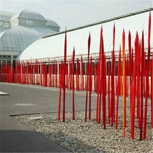 Sanat Zemin Lambası Kırmızı Renk Murano Cam Tall Spike Spears Süsler Ev Kapalı veya Açık Bahçe Parkı için Süs El Sanatları 24 ila 48 inç Uzun