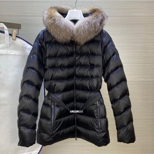 Luxury Designer Women Nylon Short Down Jacket Designer Lady Warm Big Fur Hooded Button Zipper Closure Outwear Fashion Girl Waist Belt Stand Collar Padded Parka