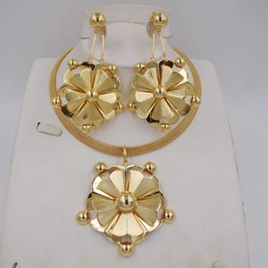 New High Quality Dubai Jewelry Set 3COLO Gold color Nigerian Wedding African Jewelry Sets Parure Bijoux Femme H1022