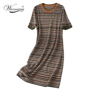 Högkvalitativa kvinnor Striped Dresses Sommar Casual Kvinna O-Hals Stickning Kortärmad Straight Mini C-161 210522