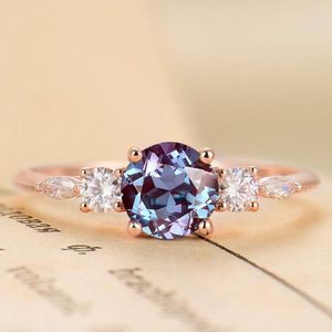 Bellissimo 925 Sterling Silver 6mm Cora Color Change Stone Lab coltivato Alexandrite Engagement Ring per donne regalo