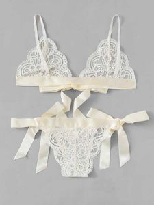 Kvinnors Sexig Underkläder Set, Sexig Lace Bra och Side Tie Panties Two-Pite Wedding Night Honeymoon Home Y0911