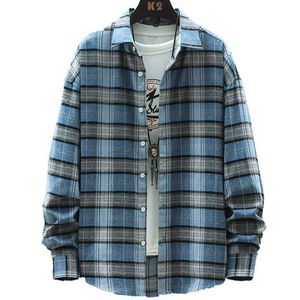 トレンディなブランドの男性の長袖シャツ香港スタイル日本語韓国の格子縞のシャツハンサムな緩いカジュアル全体の若者のジャケット210531