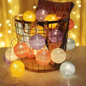 20LED Cotton Ball Garland Ljussträng Utomhus Holiday Wedding Party Garden Bedroom Baby Bed Festival Romantic Decor Fairy Light 211104