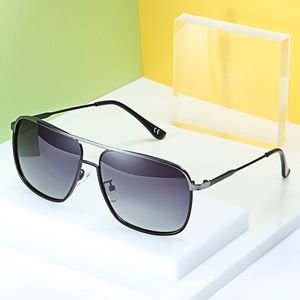 Çerçevesiz kesilmiş kare güneş gözlüğü moda Avrupa ve Amerikan trendy degrade renk filmi erkek açık sürüş polarize güneş gözlükleri