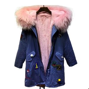 Kvinnors Fur Faux Vintage Style Denim Blue Jacket Rosa Coat Raccoon Dog Collar Parka Kvinnor Vinter Tjock Varm Ytterkläder