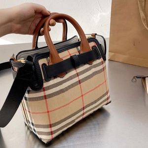 Женская сумка для сумки сумки сумки клетки для покупок сумка для покупок плеча Crossbody кошелек мода тартан пэчворк натуральная кожаный холст высококачественный мусорное ведро с регулируемой ремешком