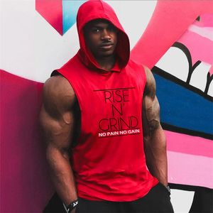 Muscleguys verão masculino ginásio stringer sem mangas colete musculação roupas de fitness com capuz regatas masculinas treinamento treino regatas