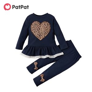 Herbst und Winter Baby Girls Leopardenmuster Spitze Saum Kleid Bow Dekor Hose Mädchen Kleidung 210528