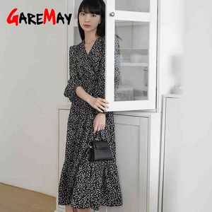 Kvinnor Spring Klänningar V Nacke med långa ärmar Blomma Blomstryck Svart Velvet Womans Casual Dress Koreansk 210428