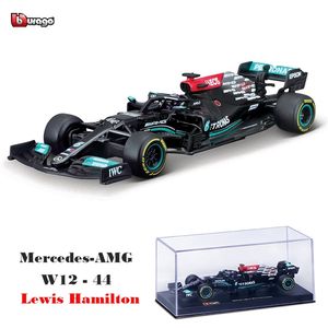 Bburago 1:43 Mercedes-AMG W12 E Performans Yarış Modeli Simülasyon Araba Modeli Alaşım Araba Oyuncak Koleksiyonu Hediye 220113