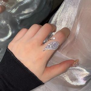 Vinkelvingar Pearl Lab Diamond Finger Ring 925 Sterling Silver Party Bröllop Band Ringar för Kvinnor Löfte Engagemang Smycken Gift