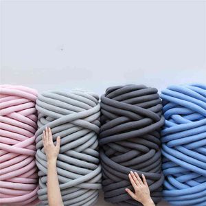 1PC 250G Handmade Woven Blanket Line Core Yarn DIY Knitting Coarse Wool Hand-Knitted Super Bulky Arm Roving Crocheting Sewing Yarn Y211129