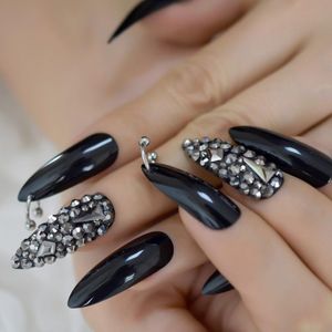 Valse nagels 3D Dark Black Artificial Rhinestone Lange Luxe Stiletto Press On Sharp Gothic Fake Nail Tips