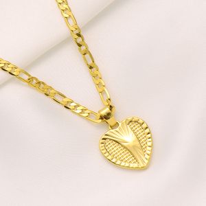 22k Solid Gult Fine Gold Finish Grid Heart Pendant Italienska Figaro Link Kedjan Halsband Kvinnor The Hearts Bridge
