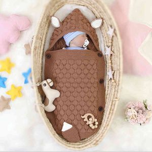 born Baby Boy Girl Cute Sculpt Envelope Type Sleeping Bag Clothes Infant Hold Blanket Pure Color 210429