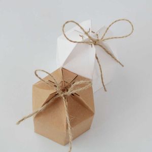 50pcs Hexagon Candy Gift Box Kraft White Wedding Dragee Boxes Pie Party Box Bag Eco Friendly Cardboard Baby Shower Baptism Bags 210724